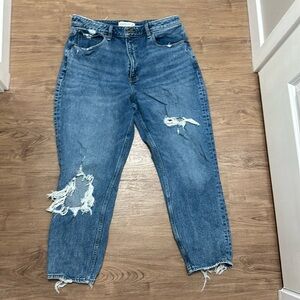 Abercrombie Curve Love High Rise Mom Jean